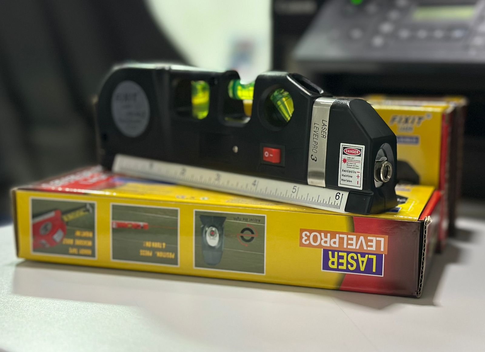 Nivel Láser Todo en Uno para Hogar y Taller